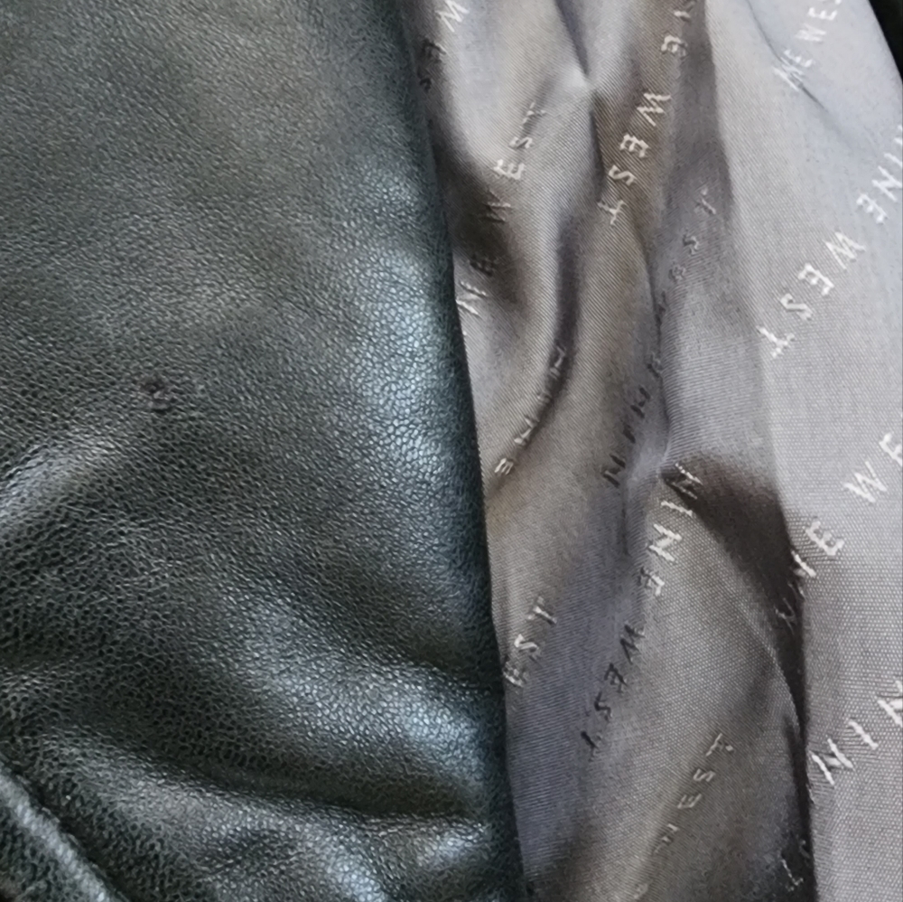 Great preloved condition- Nine West leather blazer. Size Small. Black,heavy. - Picture 5 of 7